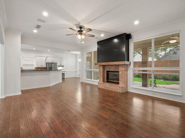 2  Treewood Court , Mansfield Texas 76063