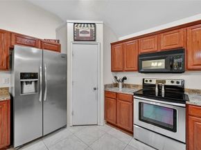 7424  Lake Front Trail , Arlington Texas 76002