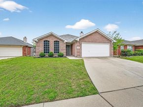 7424  Lake Front Trail , Arlington Texas 76002