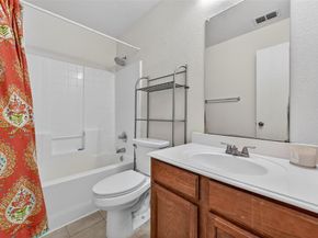 7424  Lake Front Trail , Arlington Texas 76002