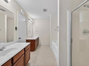 7424  Lake Front Trail , Arlington Texas 76002