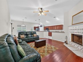 7424  Lake Front Trail , Arlington Texas 76002