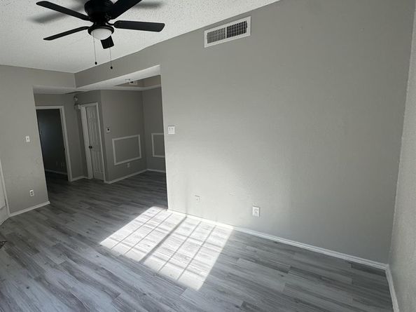 3209  Norwalk Avenue , Dallas Texas 75220