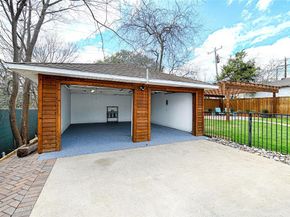 869  Peavy Road , Dallas Texas 75218