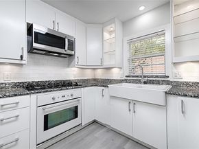 869  Peavy Road , Dallas Texas 75218