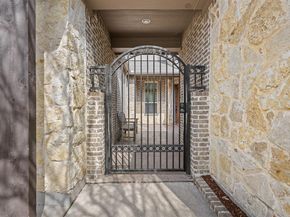 1125  Blue Lake Boulevard , Arlington Texas 76005