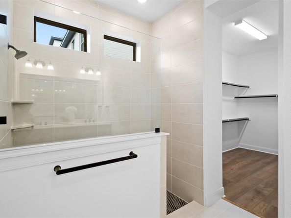 732  Red Fork Drive , Lewisville Texas 75056