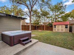 828  Elsbeth Street , Dallas Texas 75208