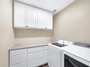 828  Elsbeth Street , Dallas Texas 75208