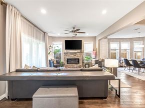 828  Elsbeth Street , Dallas Texas 75208