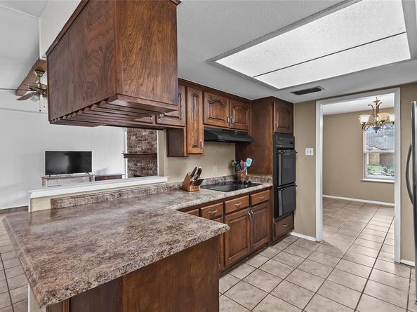 1104  Forest Ridge Drive , Bedford Texas 76022