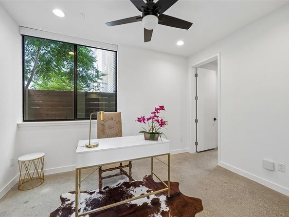 4828  Caxton Court , Dallas Texas 75204