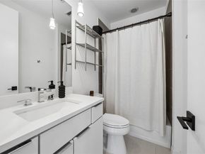 4828  Caxton Court , Dallas Texas 75204