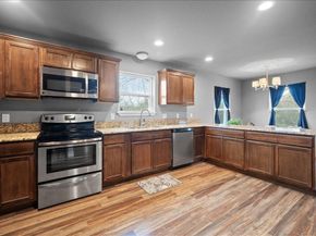 512  Alameda Road , Azle Texas 76020