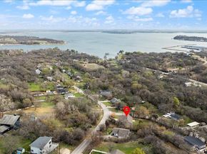 512  Alameda Road , Azle Texas 76020