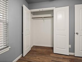 512  Alameda Road , Azle Texas 76020