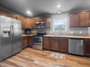 512  Alameda Road , Azle Texas 76020