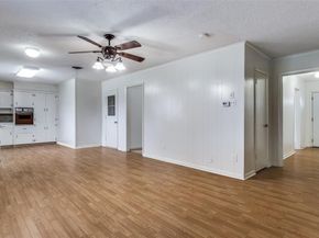 5828  Wales Avenue , Fort Worth Texas 76133