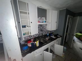 4113  Ave Avenue  N, Fort Worth Texas 76105