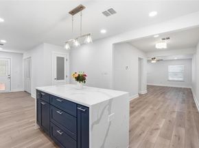 2518 W Amherst Avenue , Dallas Texas 75235