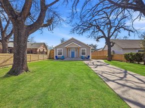 2518 W Amherst Avenue , Dallas Texas 75235
