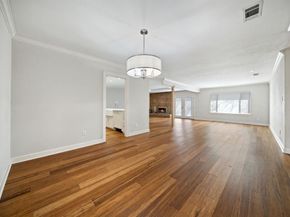 15606  Kingscrest Circle , Dallas Texas 75248