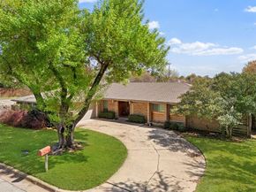 15606  Kingscrest Circle , Dallas Texas 75248