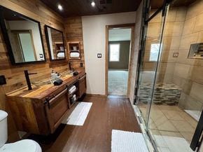 8301  Redheart Street , Arlington Texas 76002