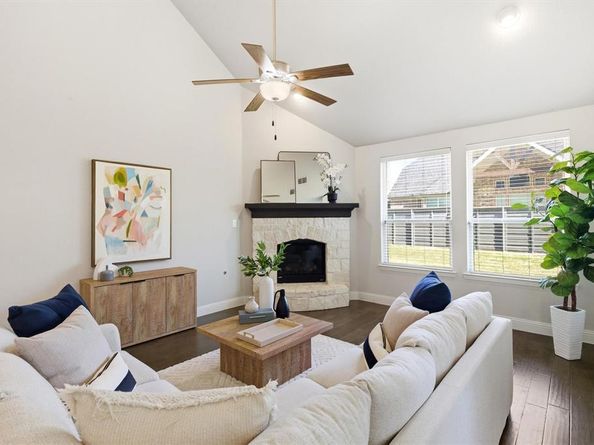 713  Field Crossing , Little Elm Texas 76227