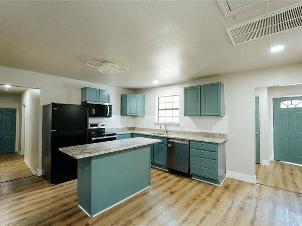 4514  Erath Street , Fort Worth Texas 76119