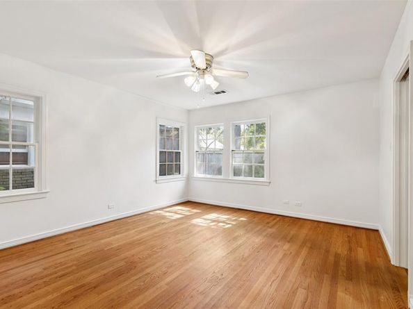 926  Salmon Drive , Dallas Texas 75208