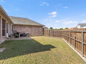 853  Woodridge Circle , DeSoto Texas 75115