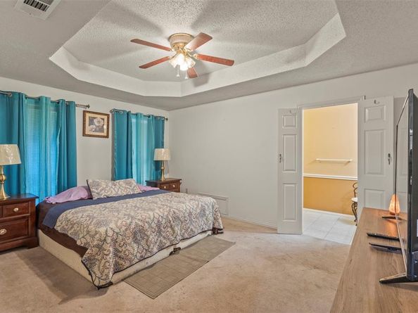 853  Woodridge Circle , DeSoto Texas 75115