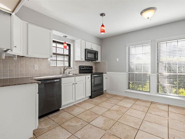 901  Pyramid Drive , Garland Texas 75040