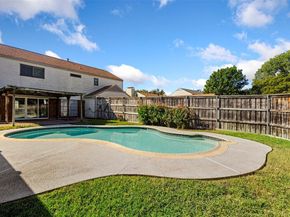 901  Pyramid Drive , Garland Texas 75040