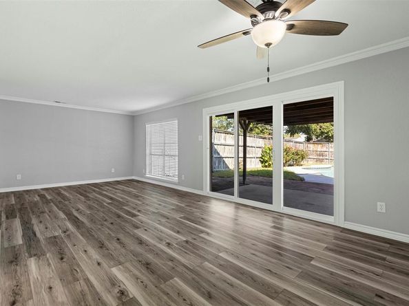 901  Pyramid Drive , Garland Texas 75040