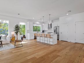 2222  Moser Avenue  107, Dallas Texas 75206