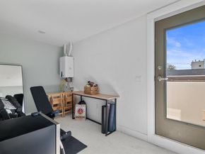 2222  Moser Avenue  107, Dallas Texas 75206