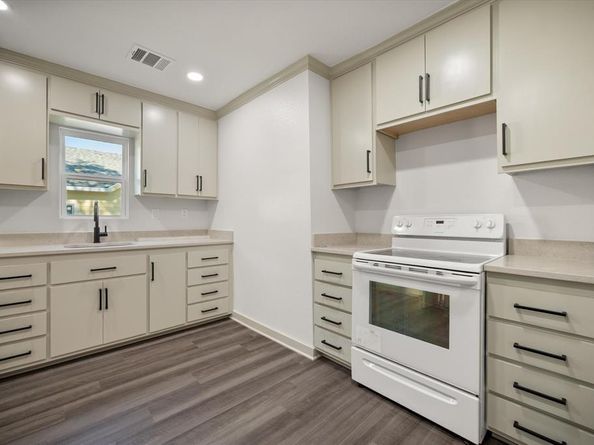 3824  Stuart Drive , Fort Worth Texas 76110