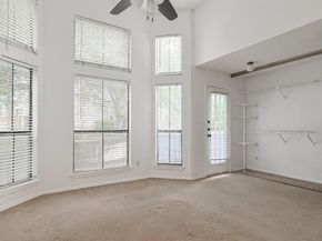 3420  Country Club Drive W 214, Irving Texas 75038