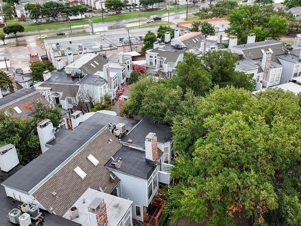 3420  Country Club Drive W 214, Irving Texas 75038