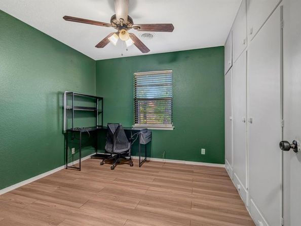 810  Arthur Drive , Arlington Texas 76013