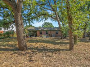 810  Arthur Drive , Arlington Texas 76013