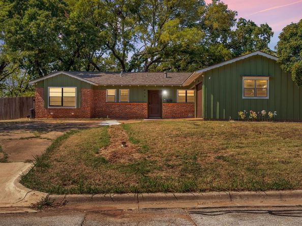 810  Arthur Drive , Arlington Texas 76013