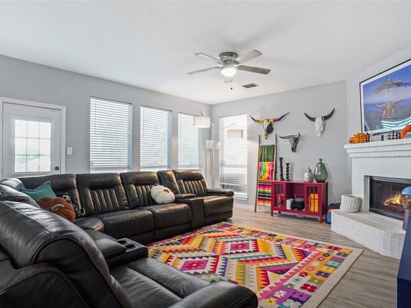 2415  Decoy Drive , Mesquite Texas 75181