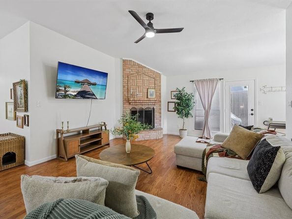 851  Arbor Hill Court , Fort Worth Texas 76120