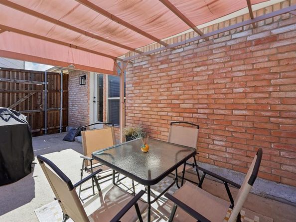851  Arbor Hill Court , Fort Worth Texas 76120