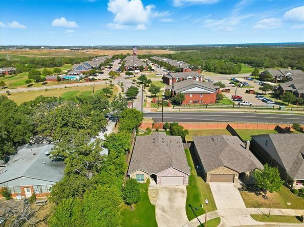 5201  Sea Cove Lane , Denton Texas 76208