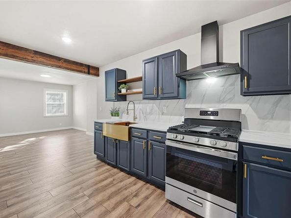 311  Meadowbrook Drive , Arlington Texas 76010