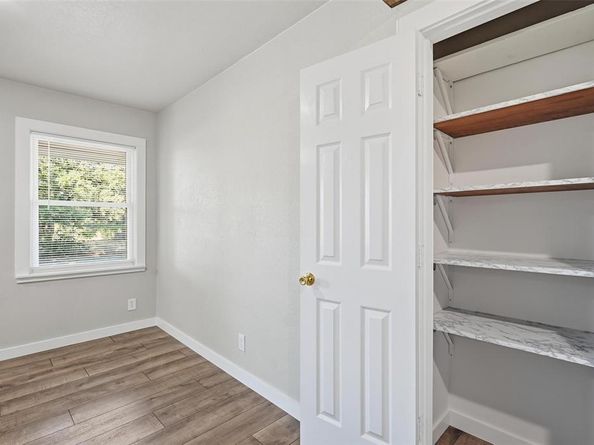 311  Meadowbrook Drive , Arlington Texas 76010